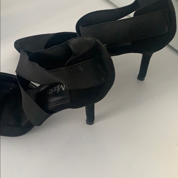 High heels - Picture 2 of 3